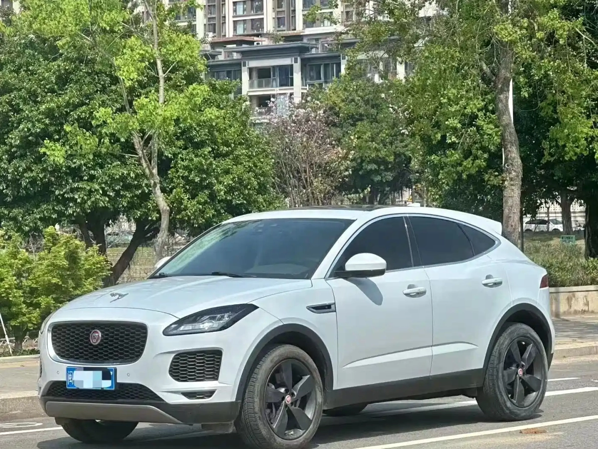 JAGUAR E-PACE  2021