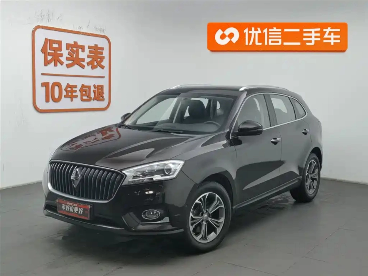 BORGWARD BX7  2021