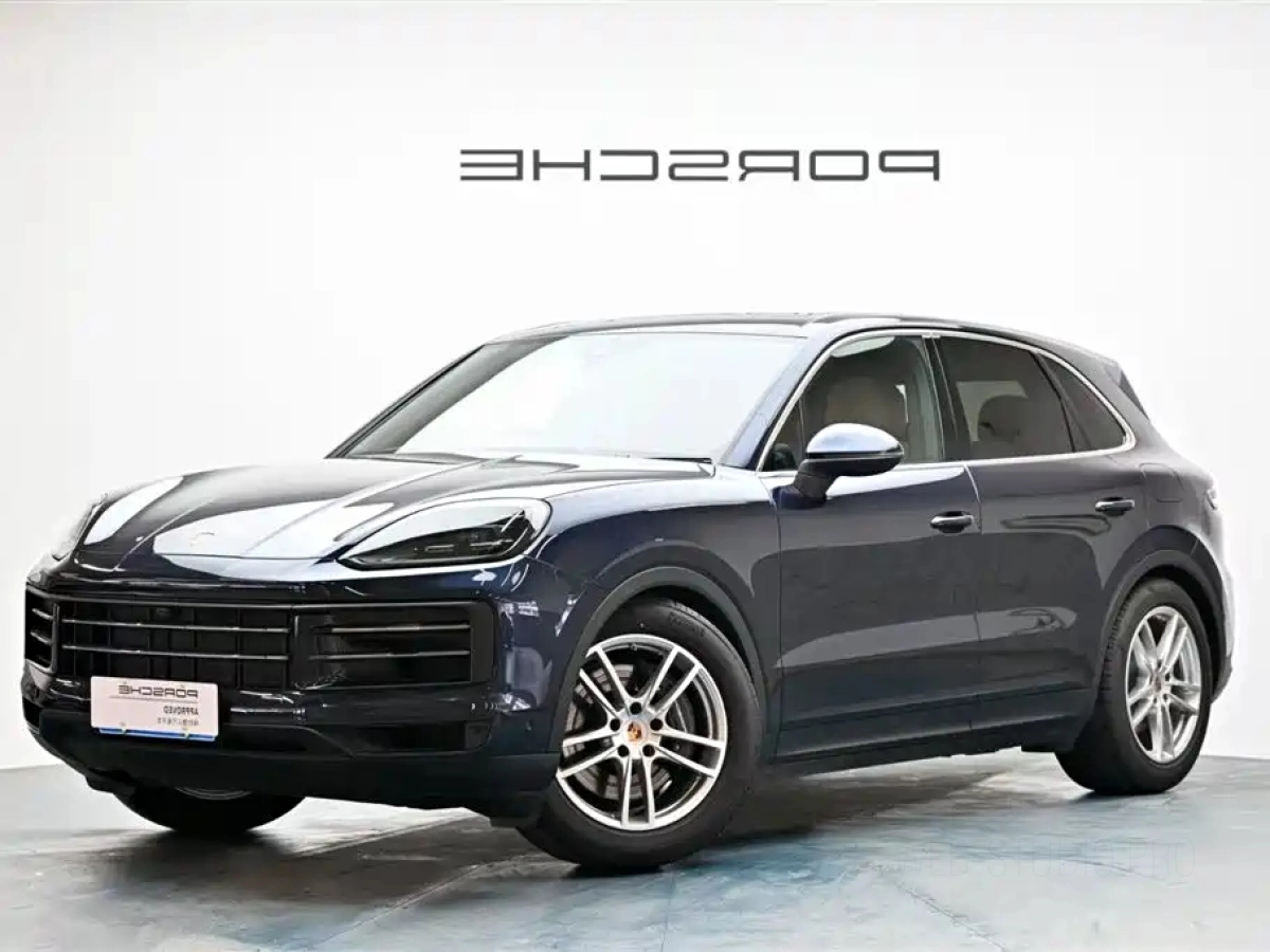 PORSCHE CAYENNE  2025