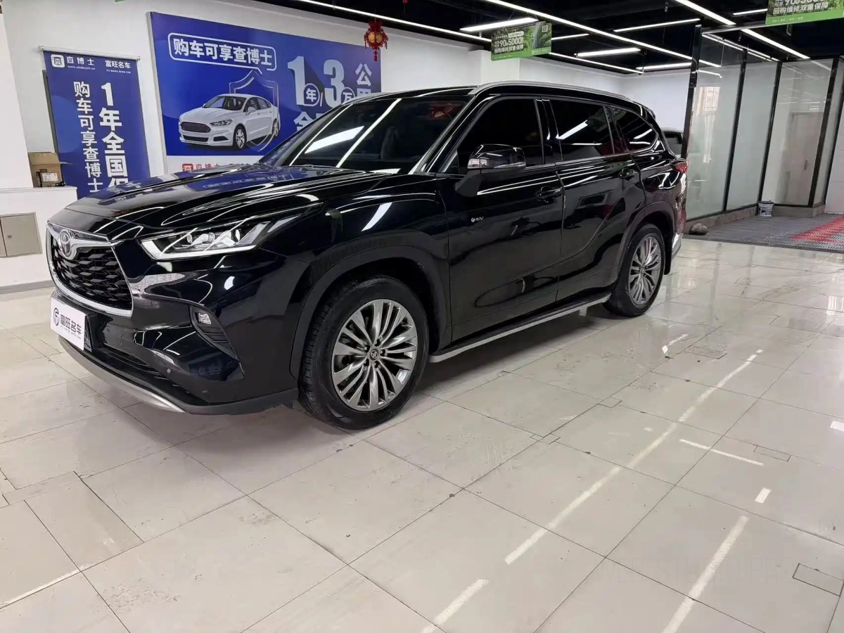 TOYOTA HIGHLANDER  2024