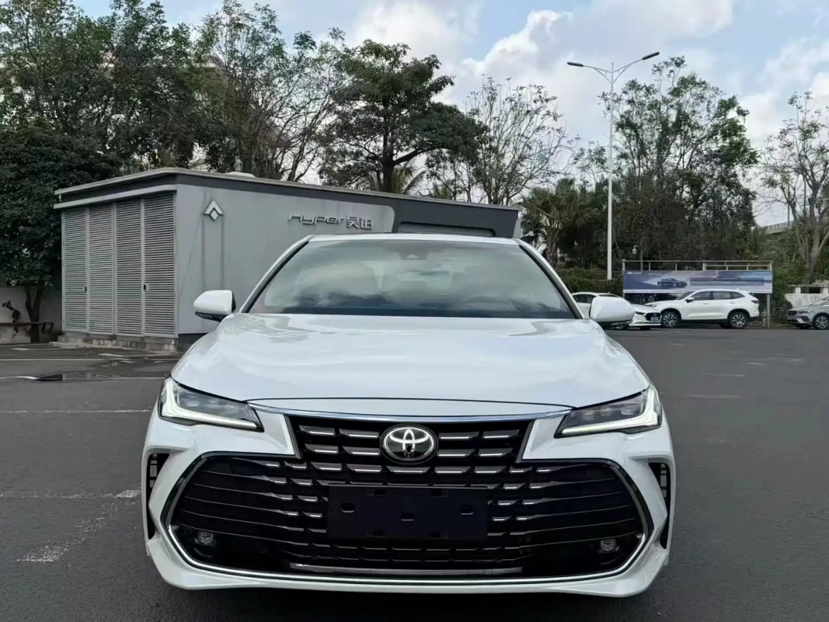 TOYOTA AVALON  2026
