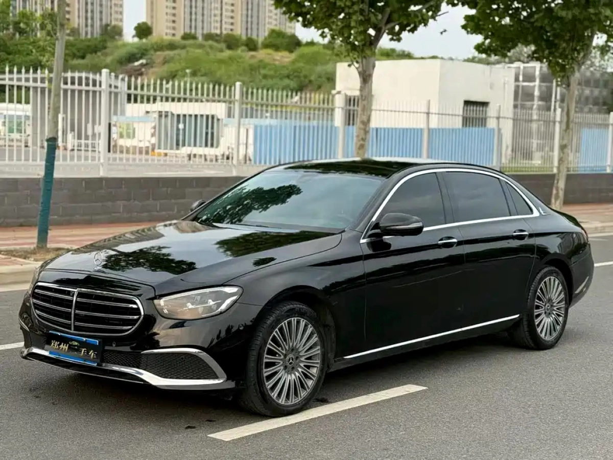 MERCEDES-BENZ E-CLASS