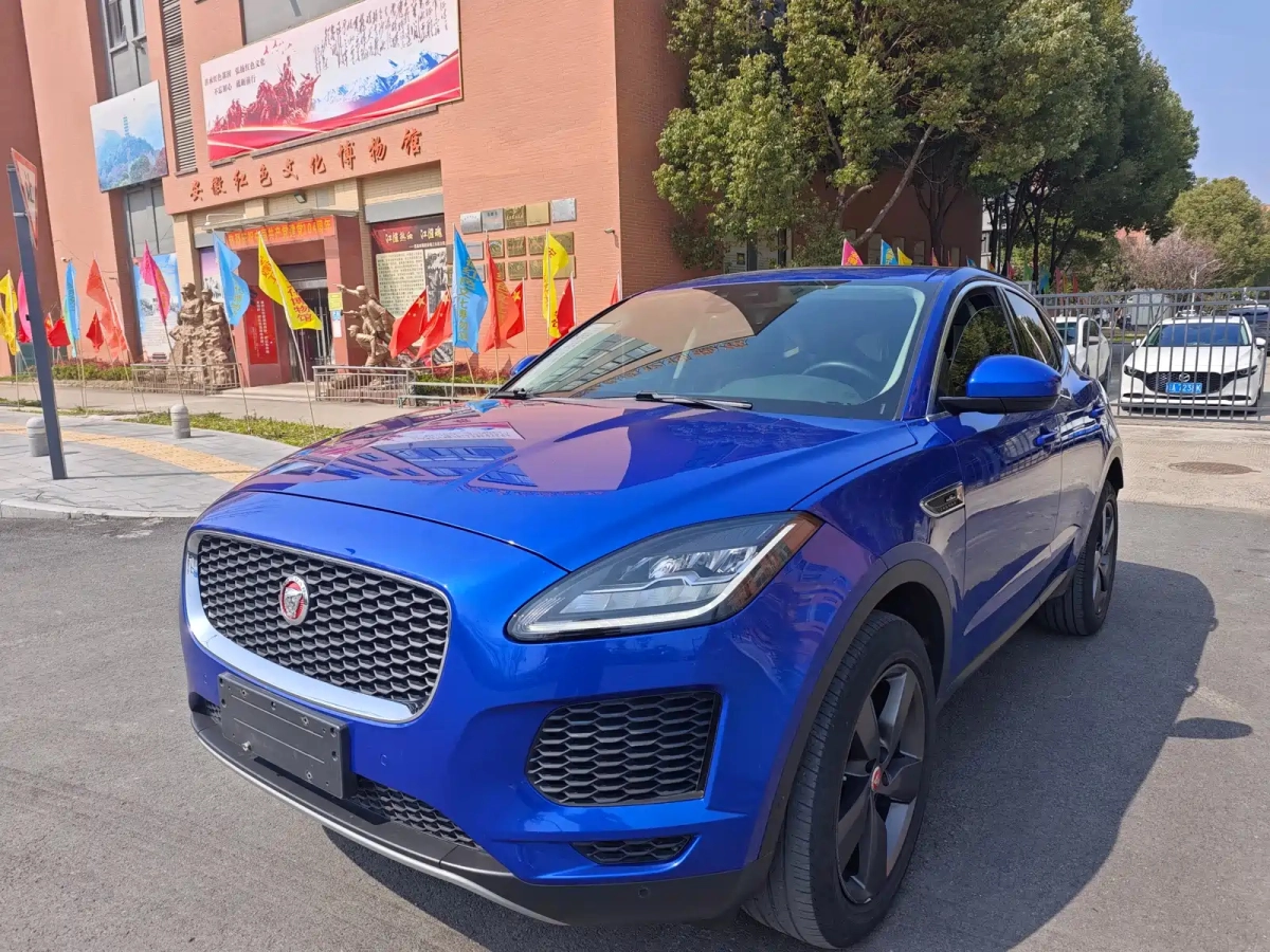 JAGUAR E-PACE  2021