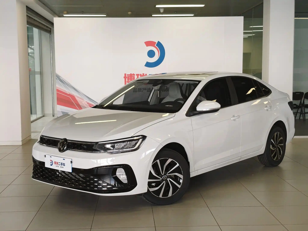 VOLKSWAGEN LAVIDA  2024