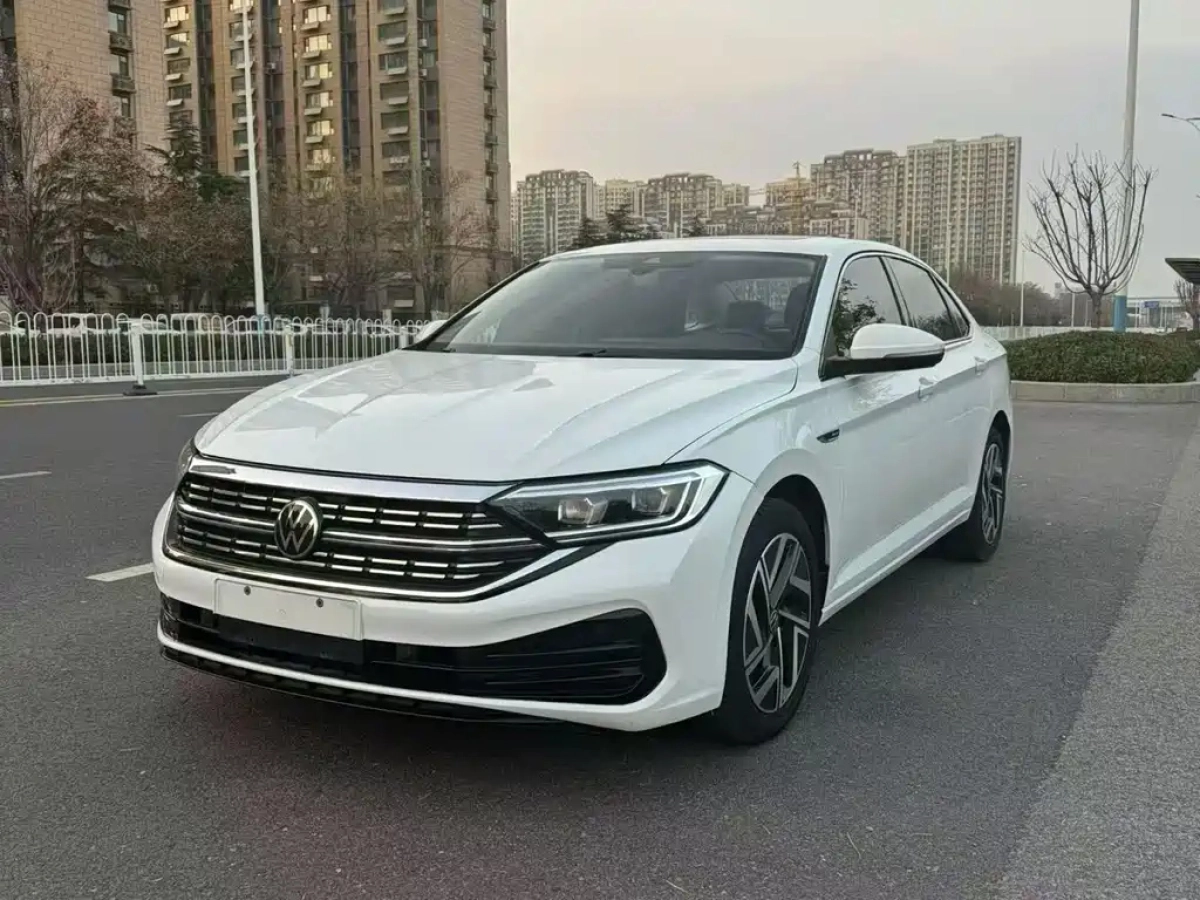 VOLKSWAGEN SAGITAR  2023
