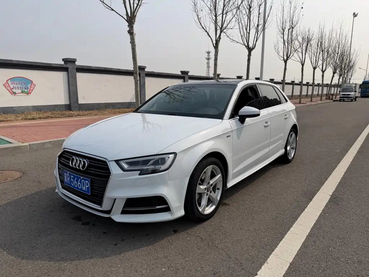 AUDI A3  2019