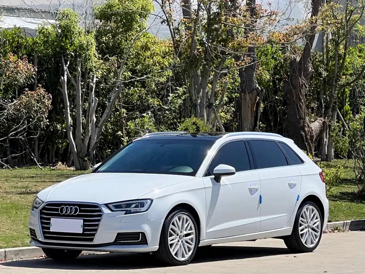 AUDI A3  2019