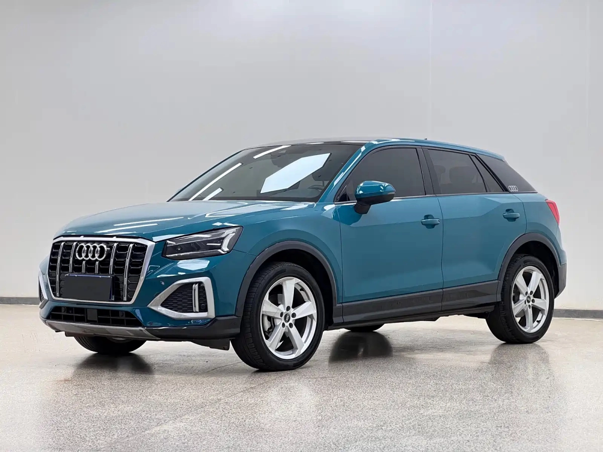 AUDI Q2L  2022