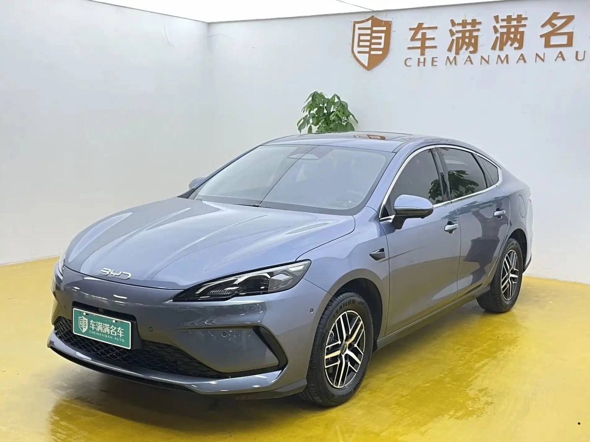 BYD SEAL 05 DM-I  2025