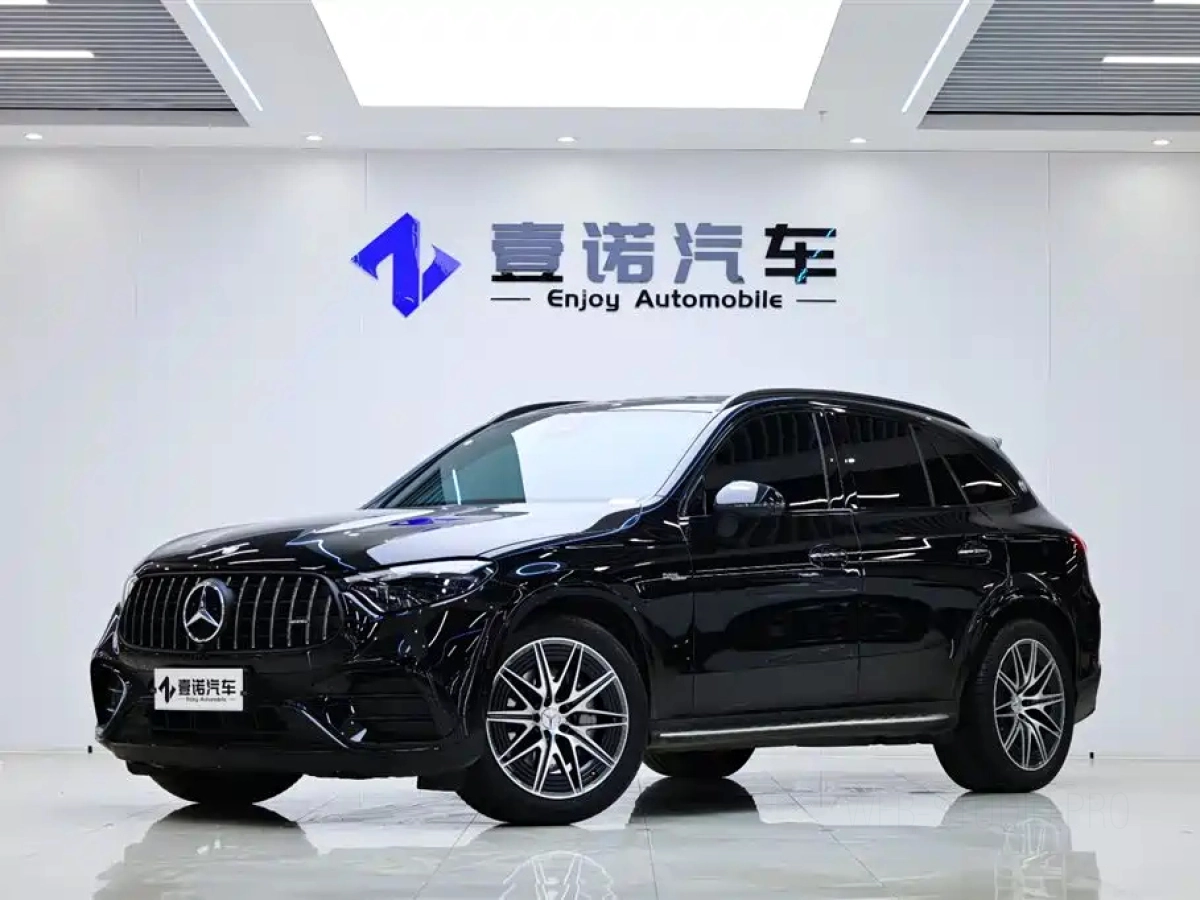 MERCEDES-BENZ GLC AMG