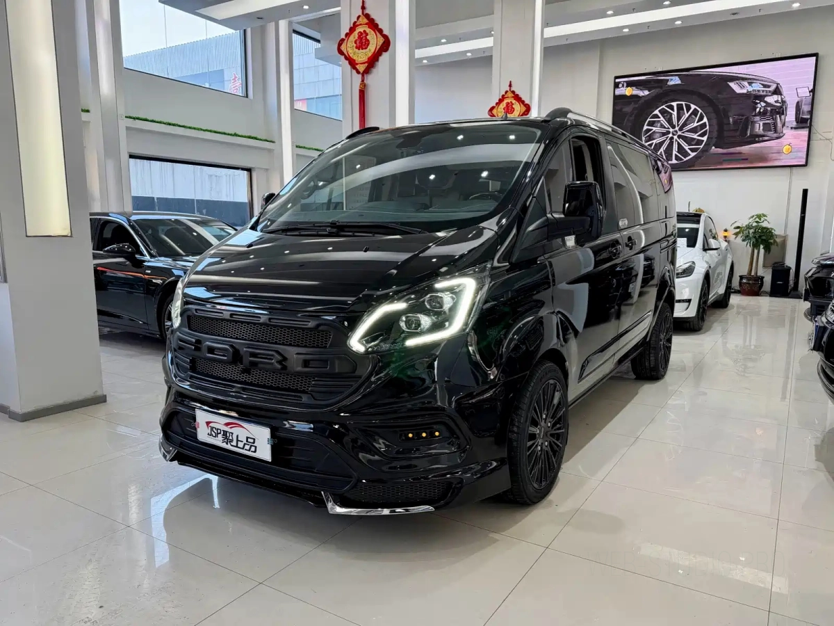 FORD TOURNEO  2022