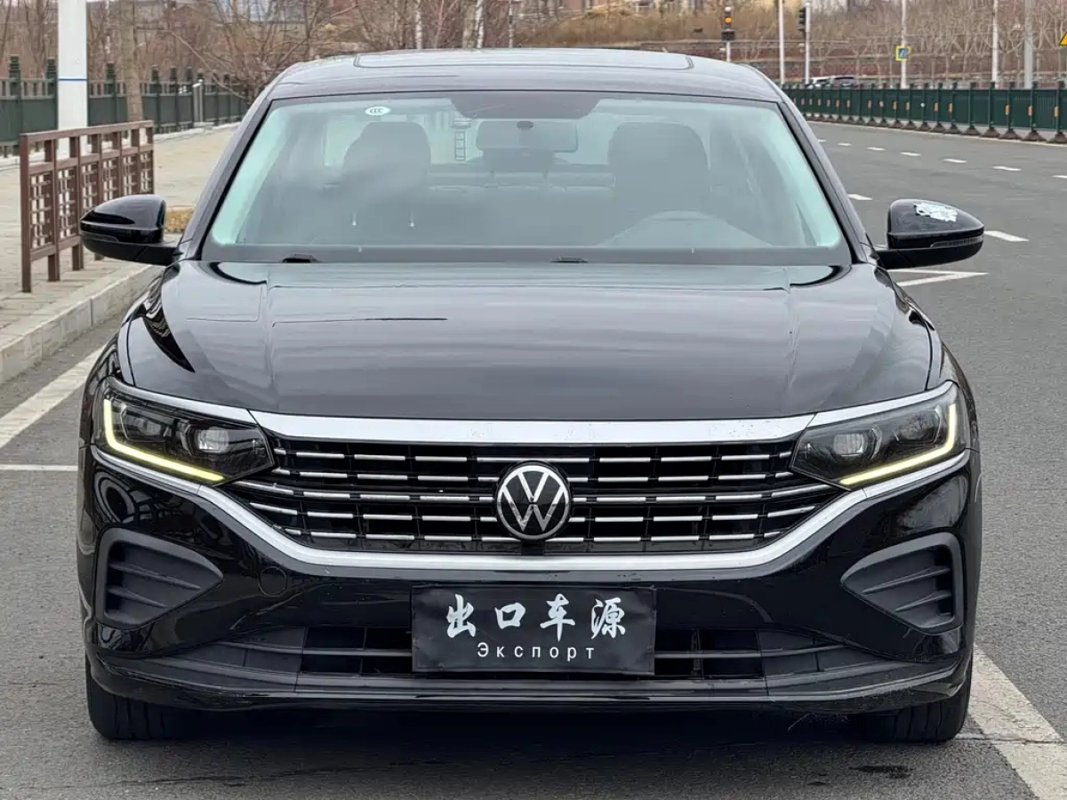 VOLKSWAGEN PASSAT