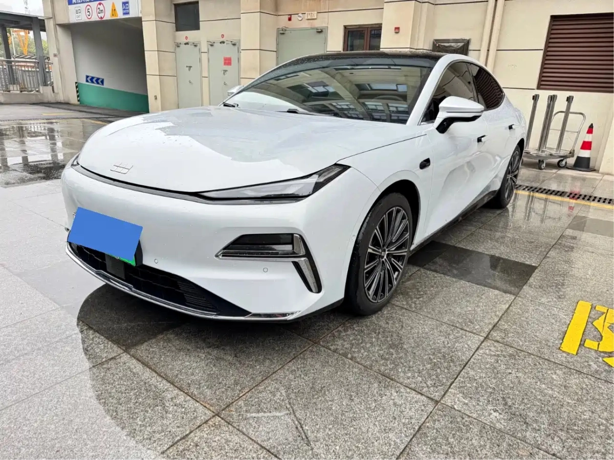 GEELY GALAXY GALAXY XINGYAO 8  2025