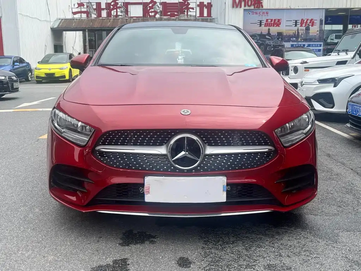 MERCEDES-BENZ A-CLASS  2019