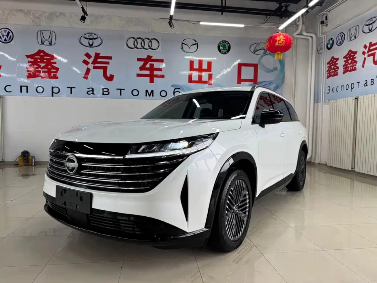 NISSAN PATHFINDER  2024