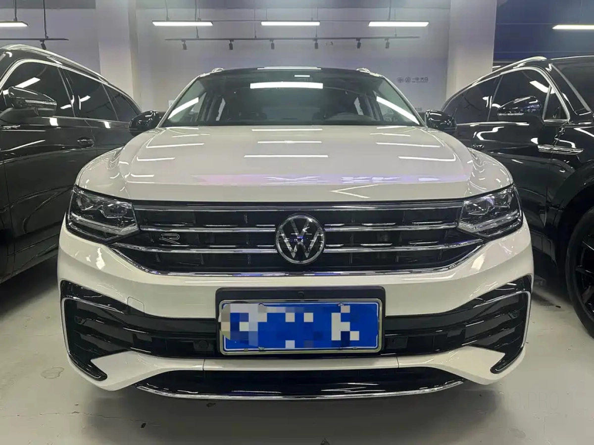 VOLKSWAGEN TIGUAN X