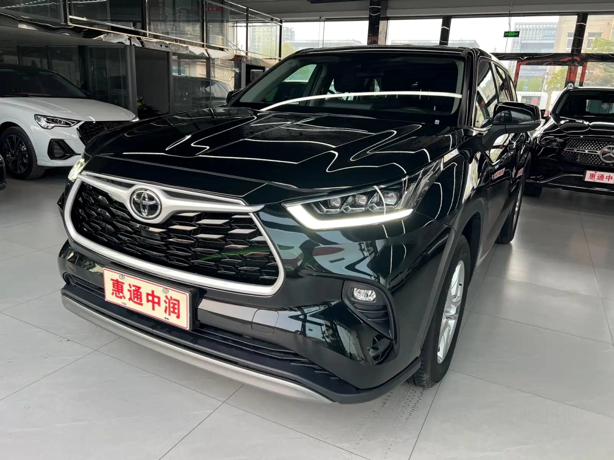 TOYOTA HIGHLANDER  2025