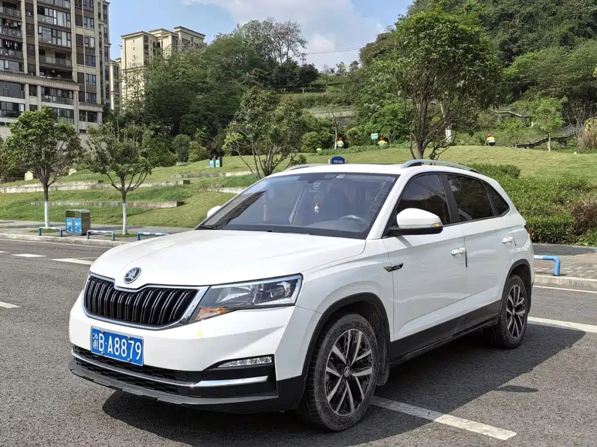 SKODA KAMIQ  2021