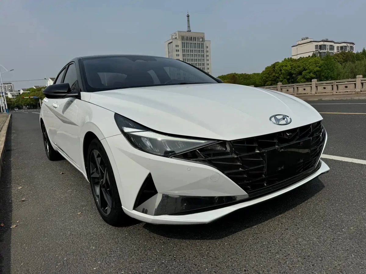HYUNDAI ELANTRA  2021
