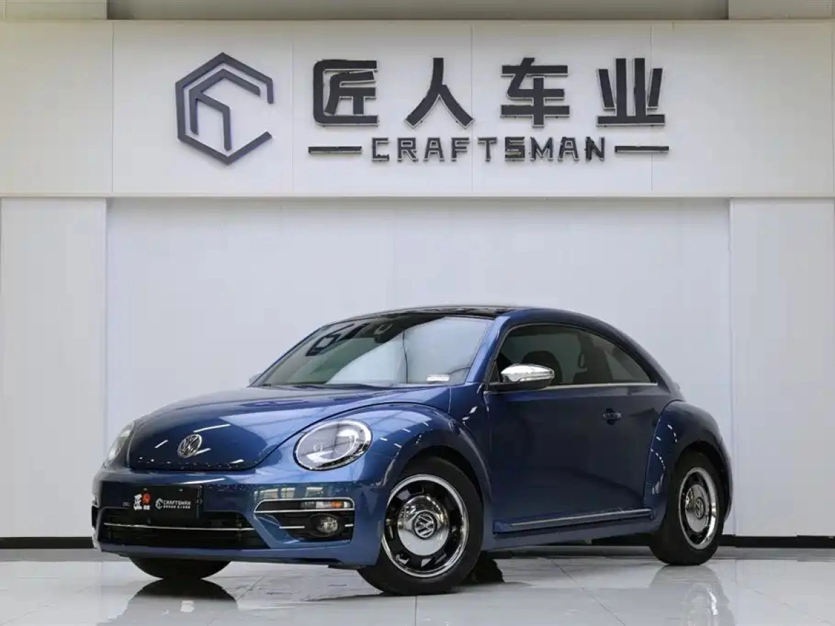 VOLKSWAGEN BEETLE