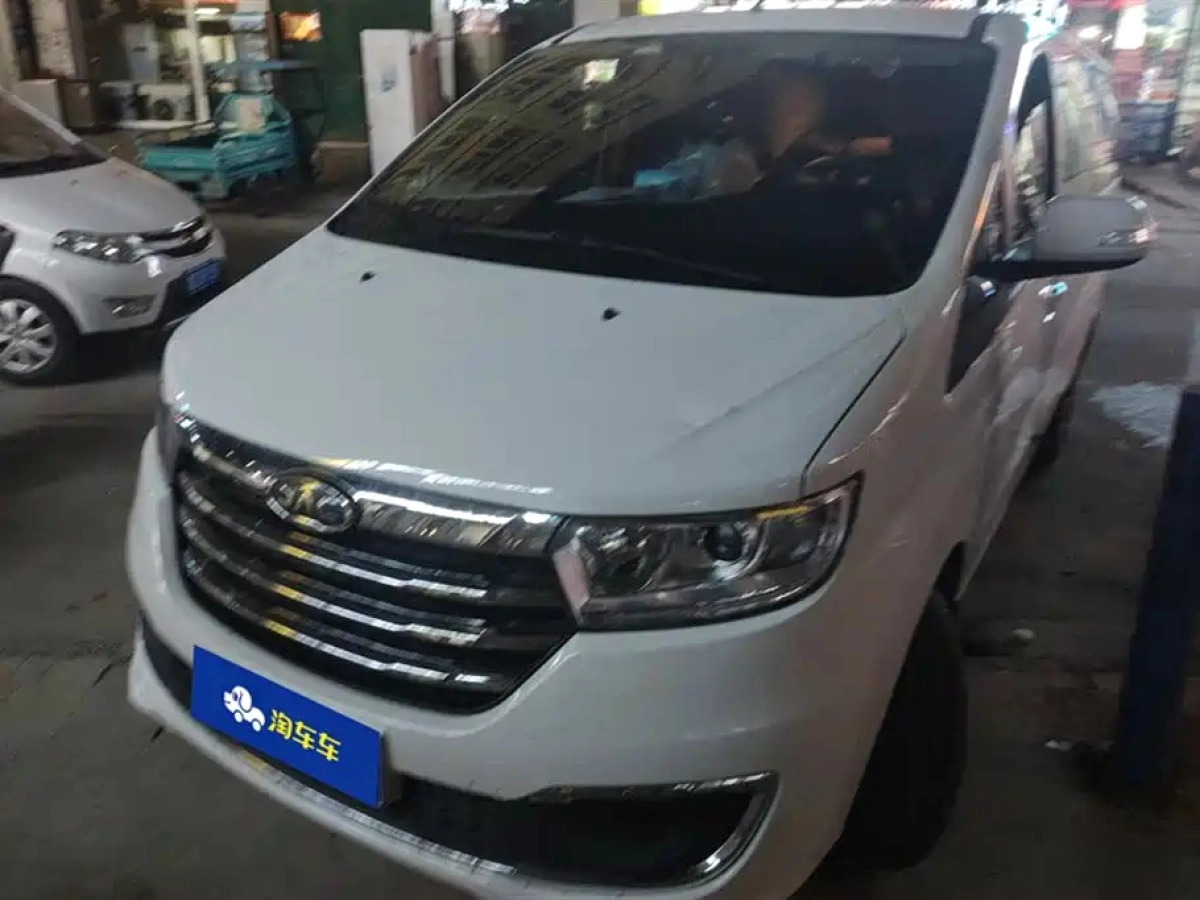 JAC REFINE REFINE M3  2025