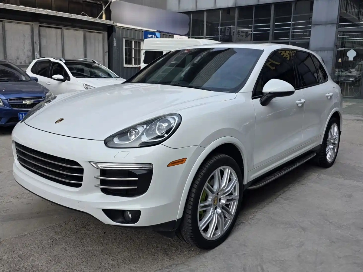 PORSCHE CAYENNE NEW ENERGY  2020
