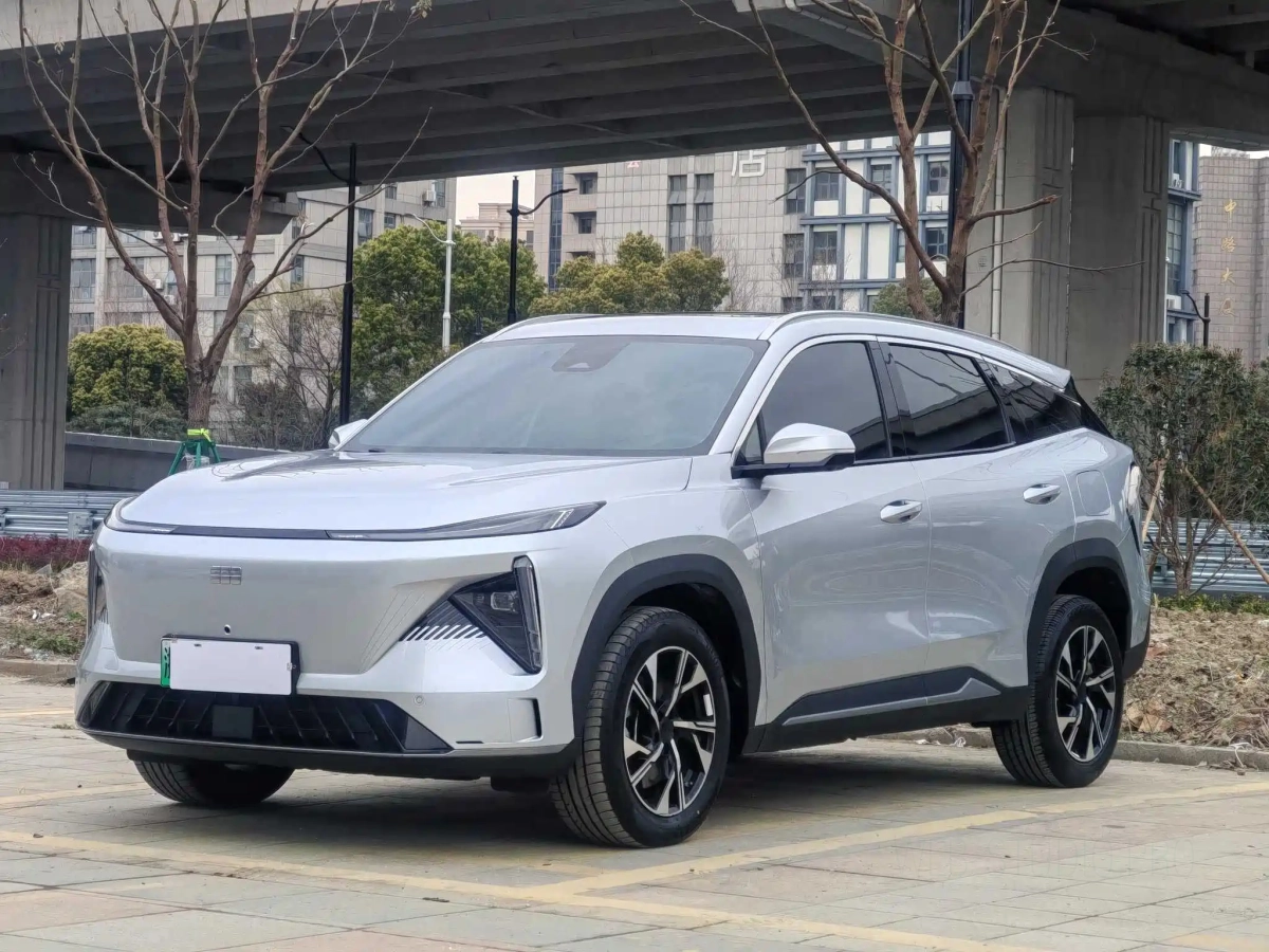 GEELY GALAXY GALAXY L7  2024