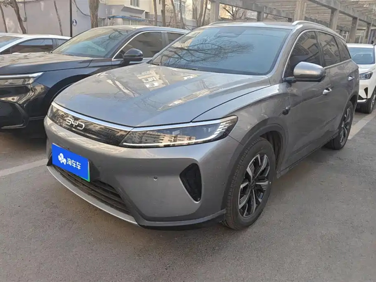 BYD SEALION 05 DM-I  2025