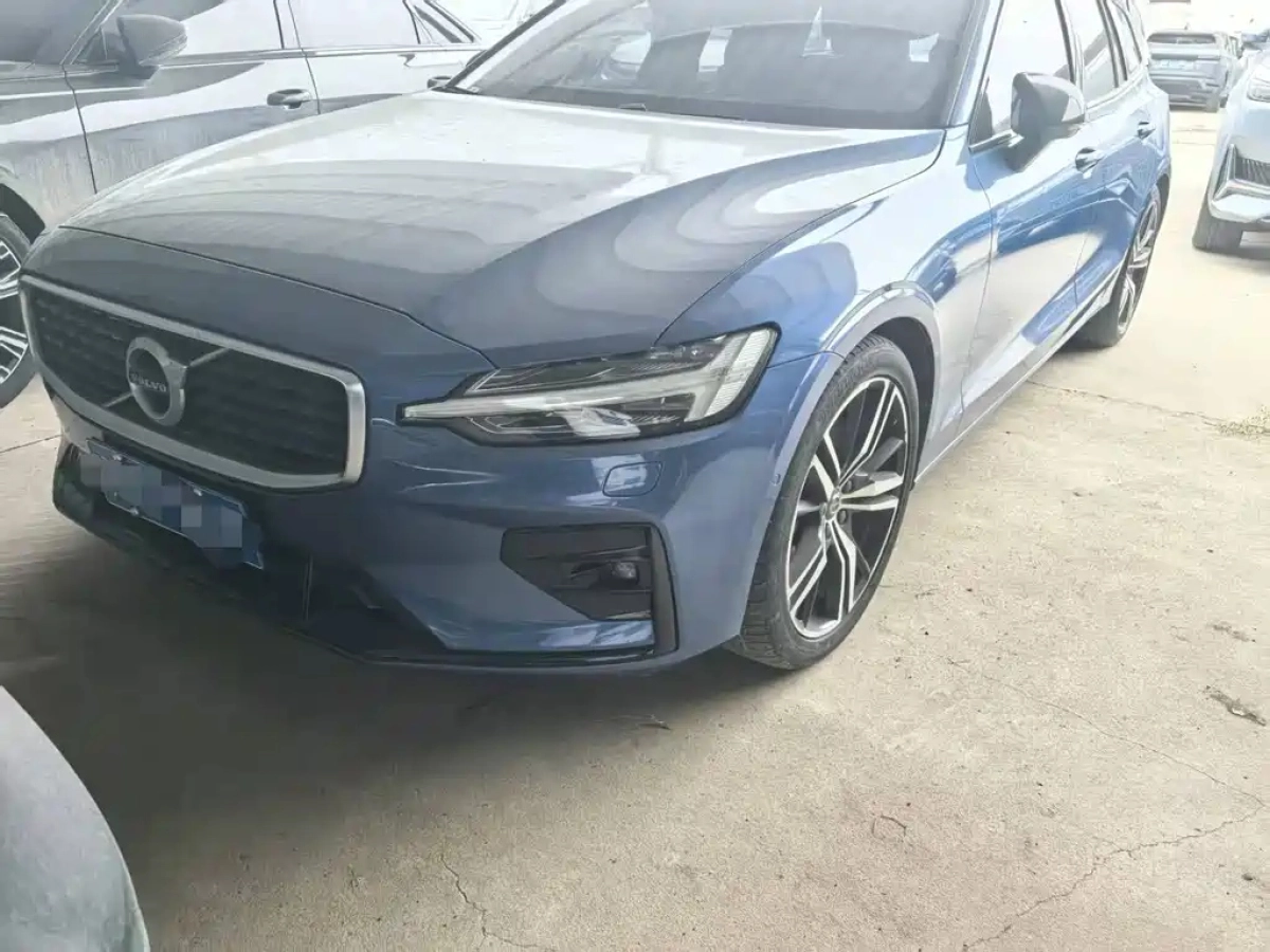 VOLVO V60