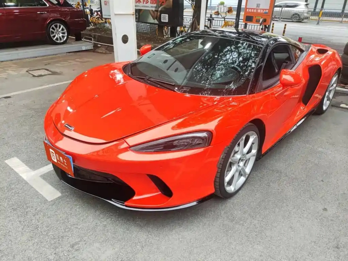MCLAREN GT  2021
