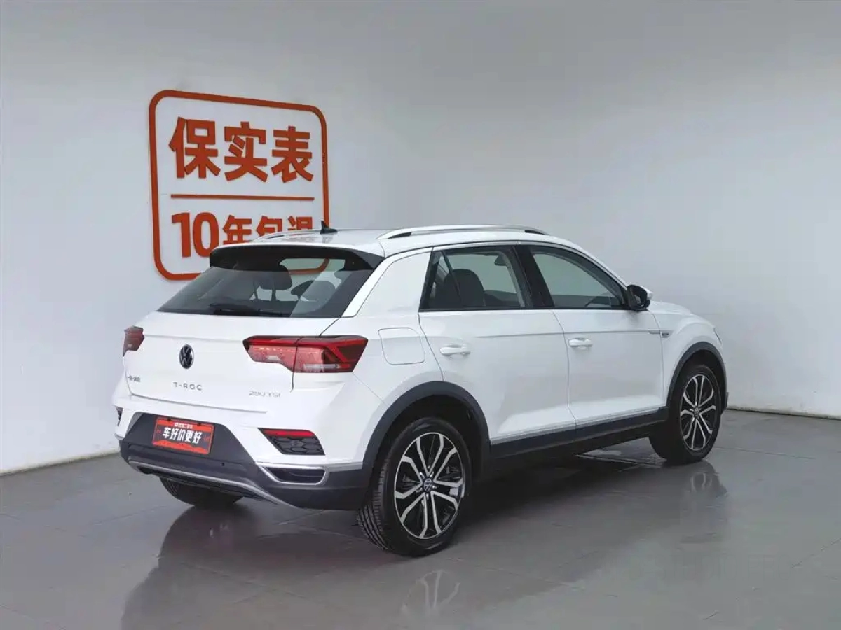 VOLKSWAGEN T-ROC