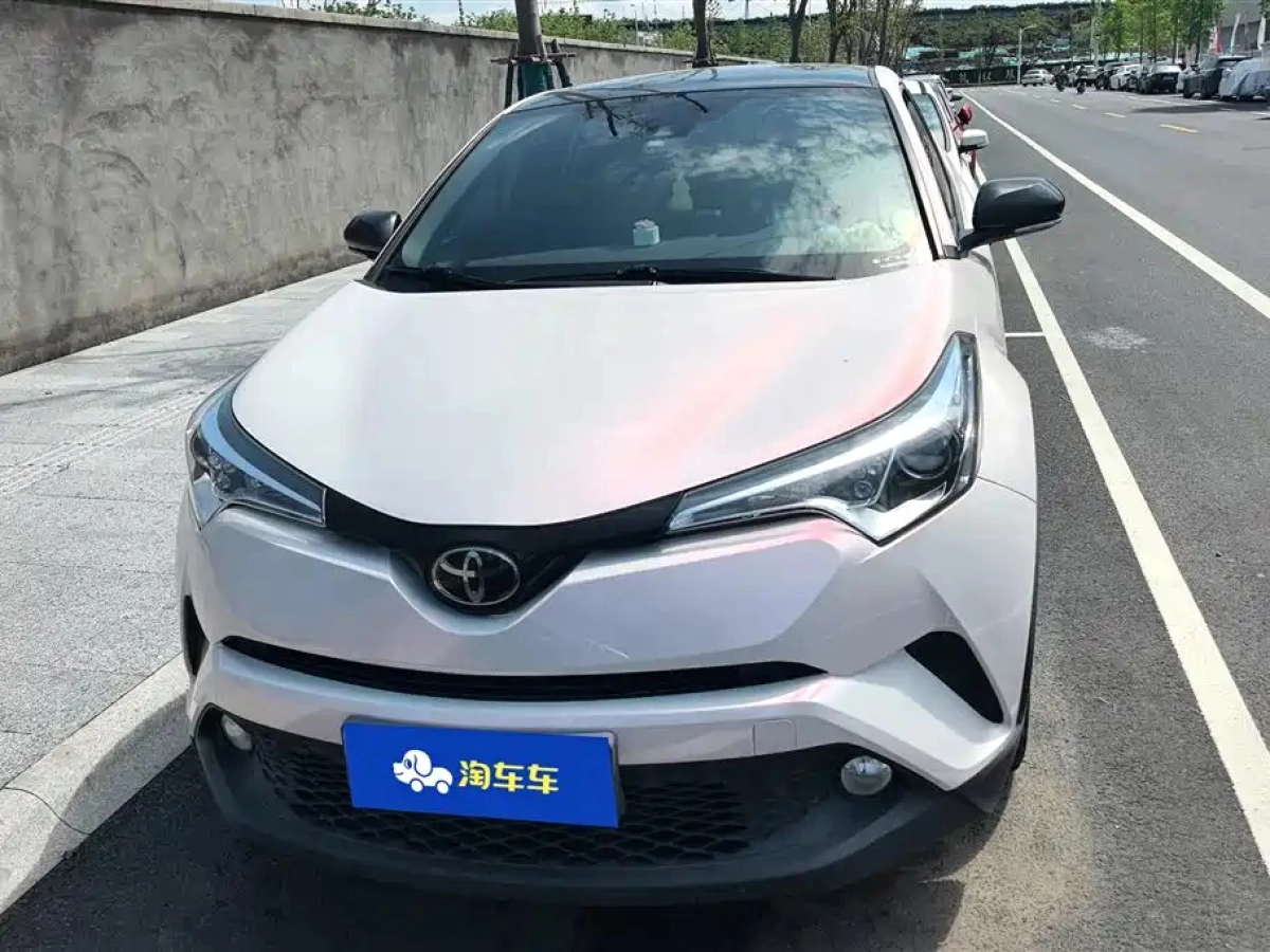TOYOTA C-HR