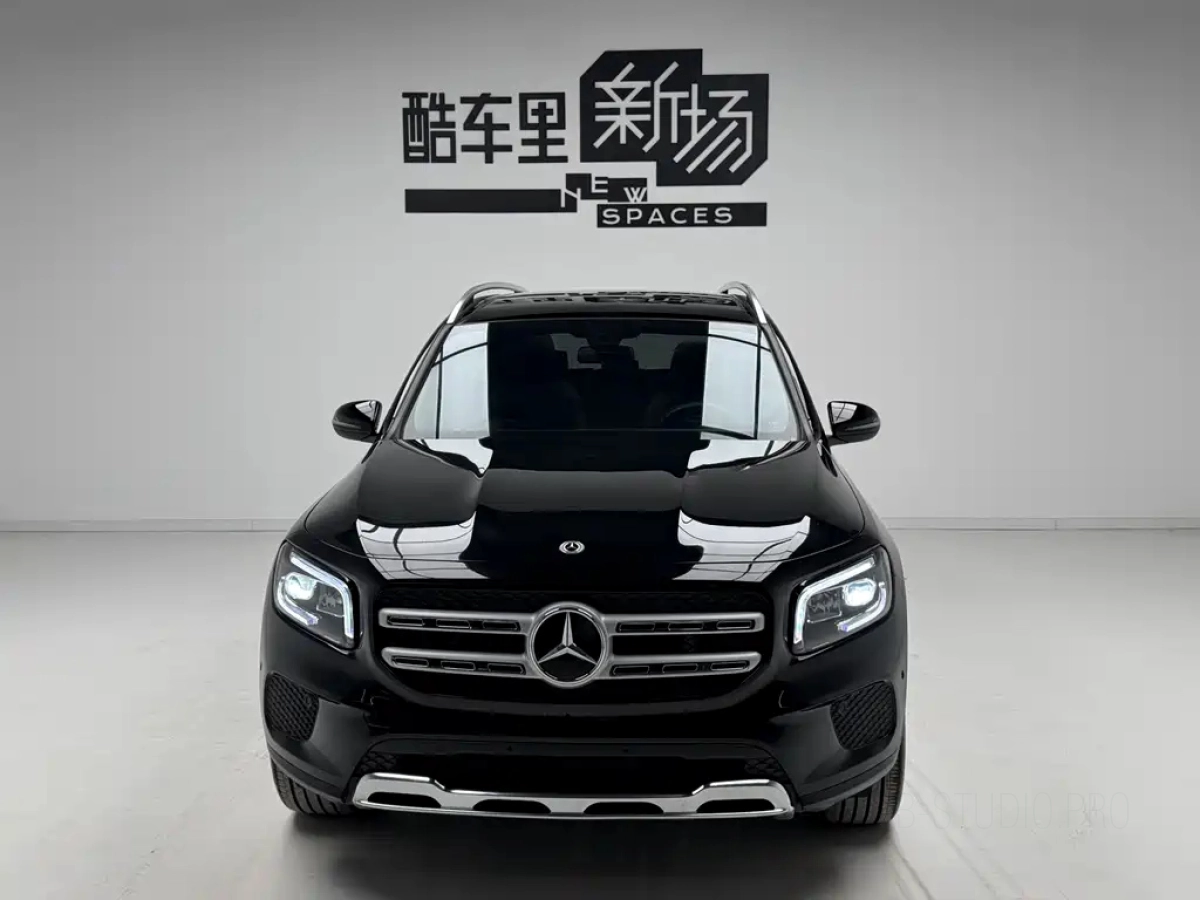 MERCEDES-BENZ GLB