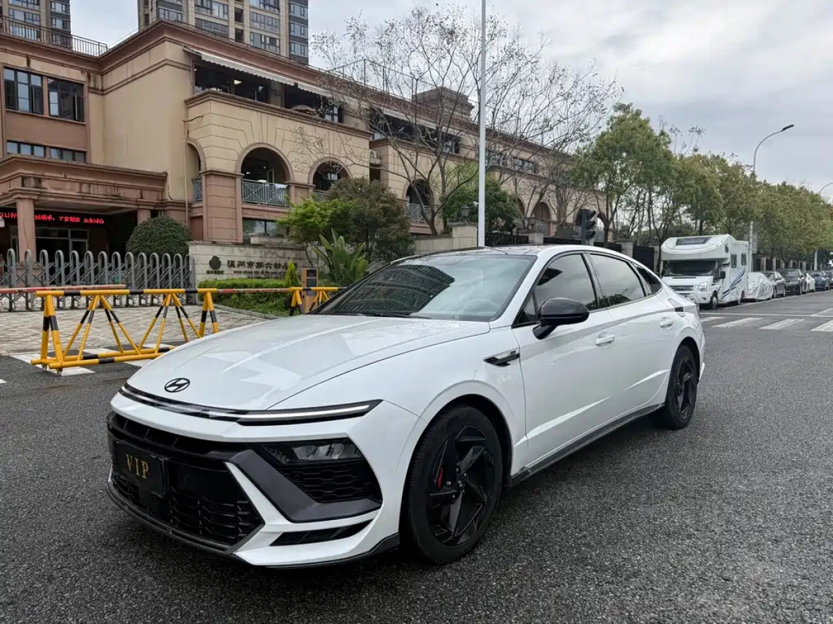 HYUNDAI SONATA  2024