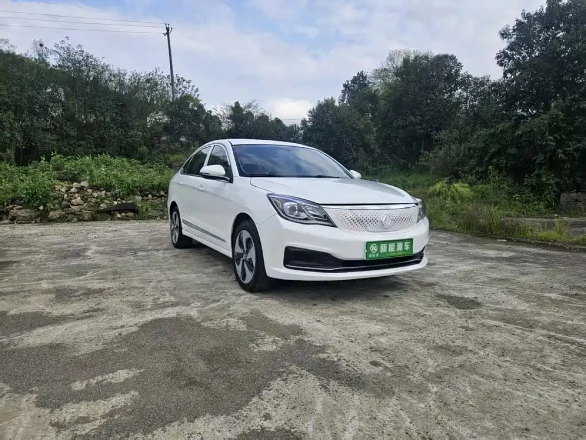 DONGFENG AEOLUS E70