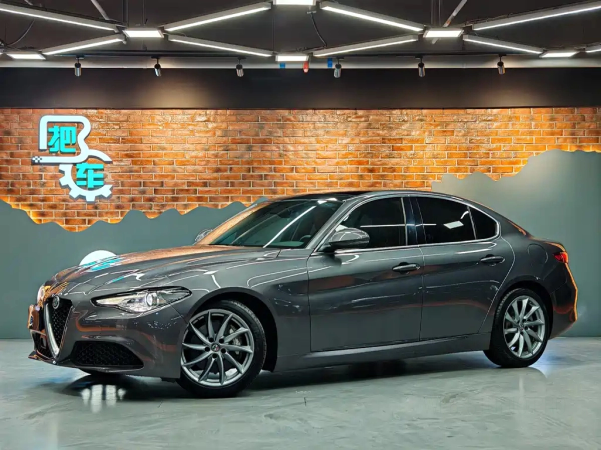 ALFAROMEO GIULIA  2019