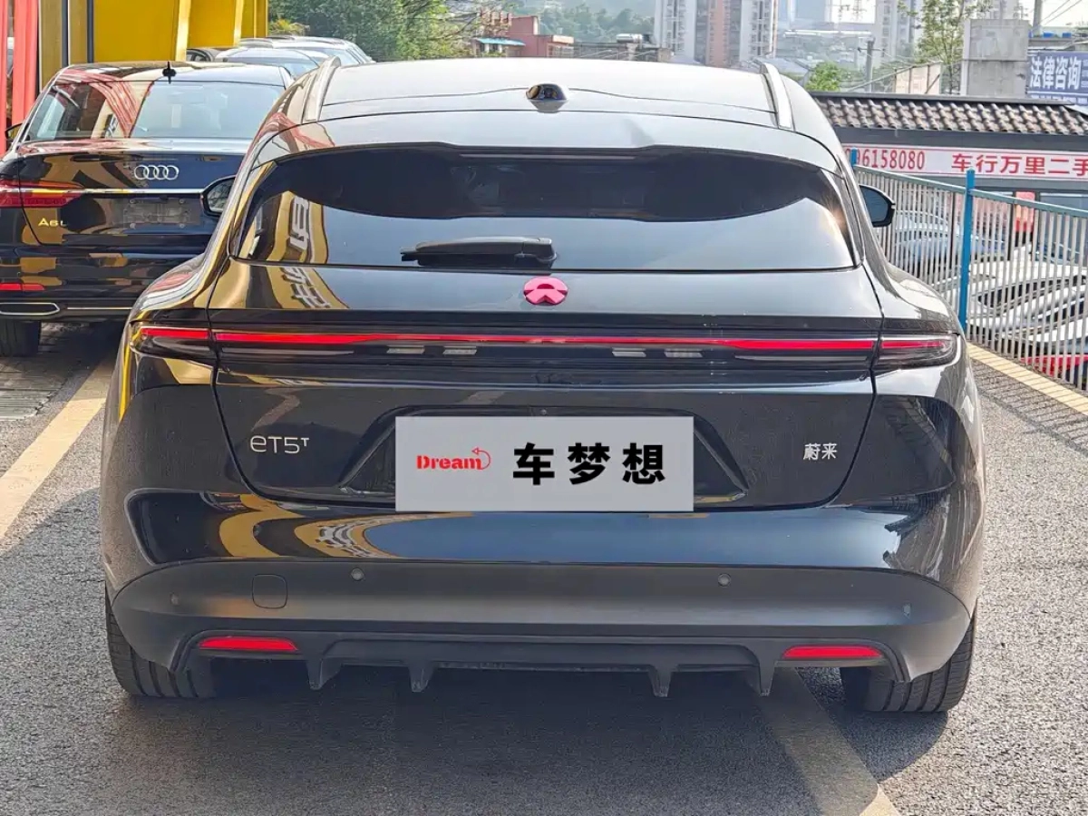 NIO ET5T
