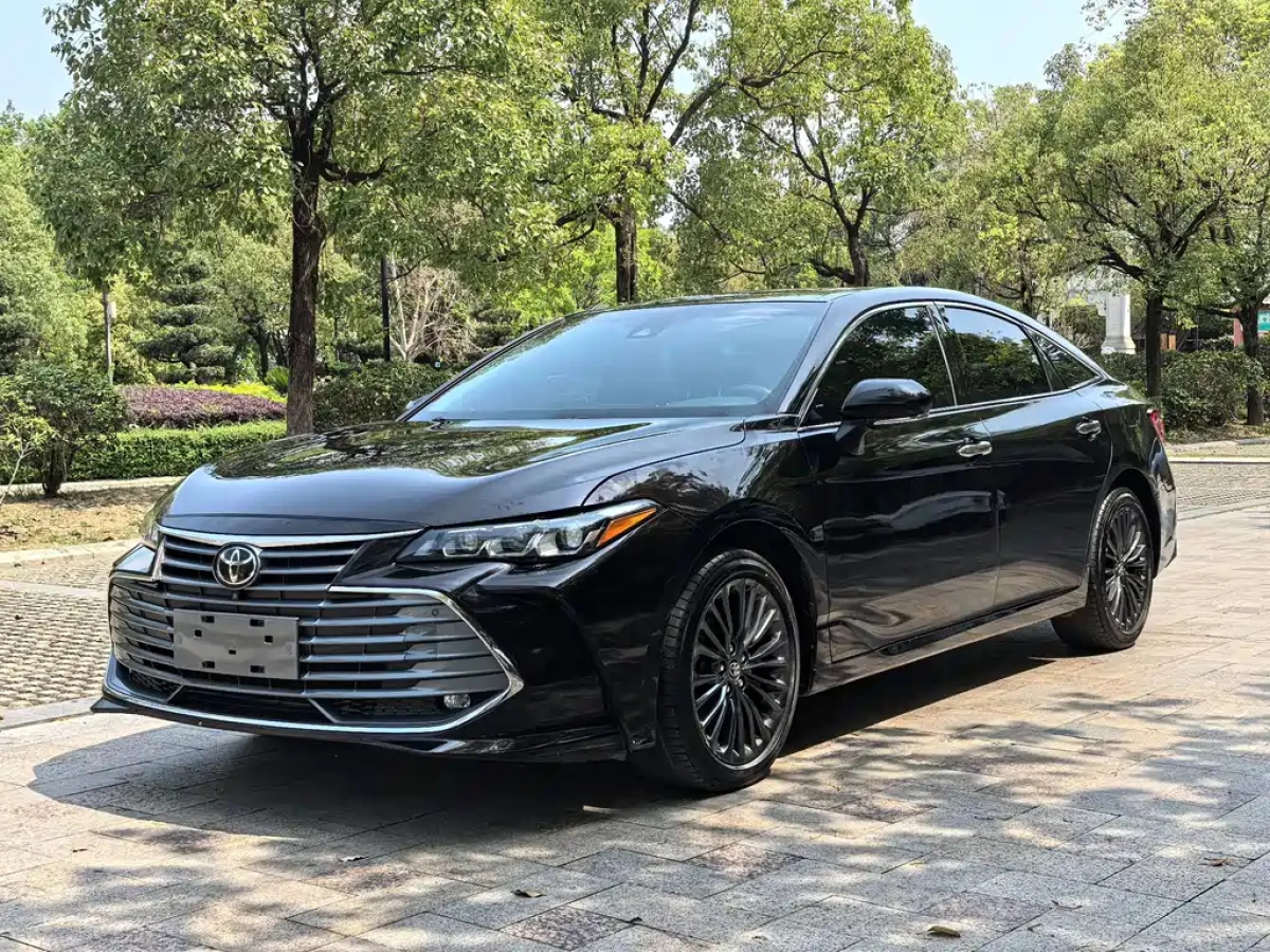 TOYOTA AVALON