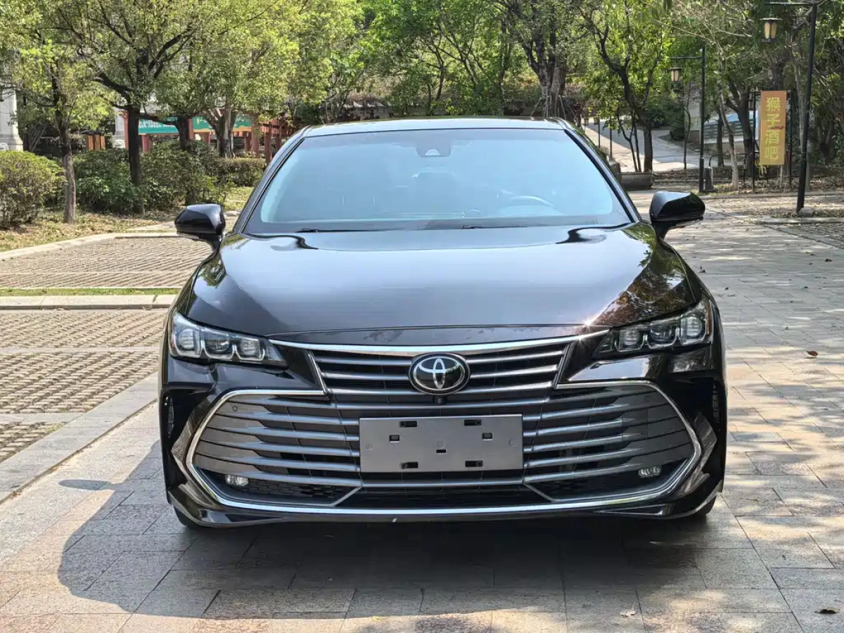 TOYOTA AVALON