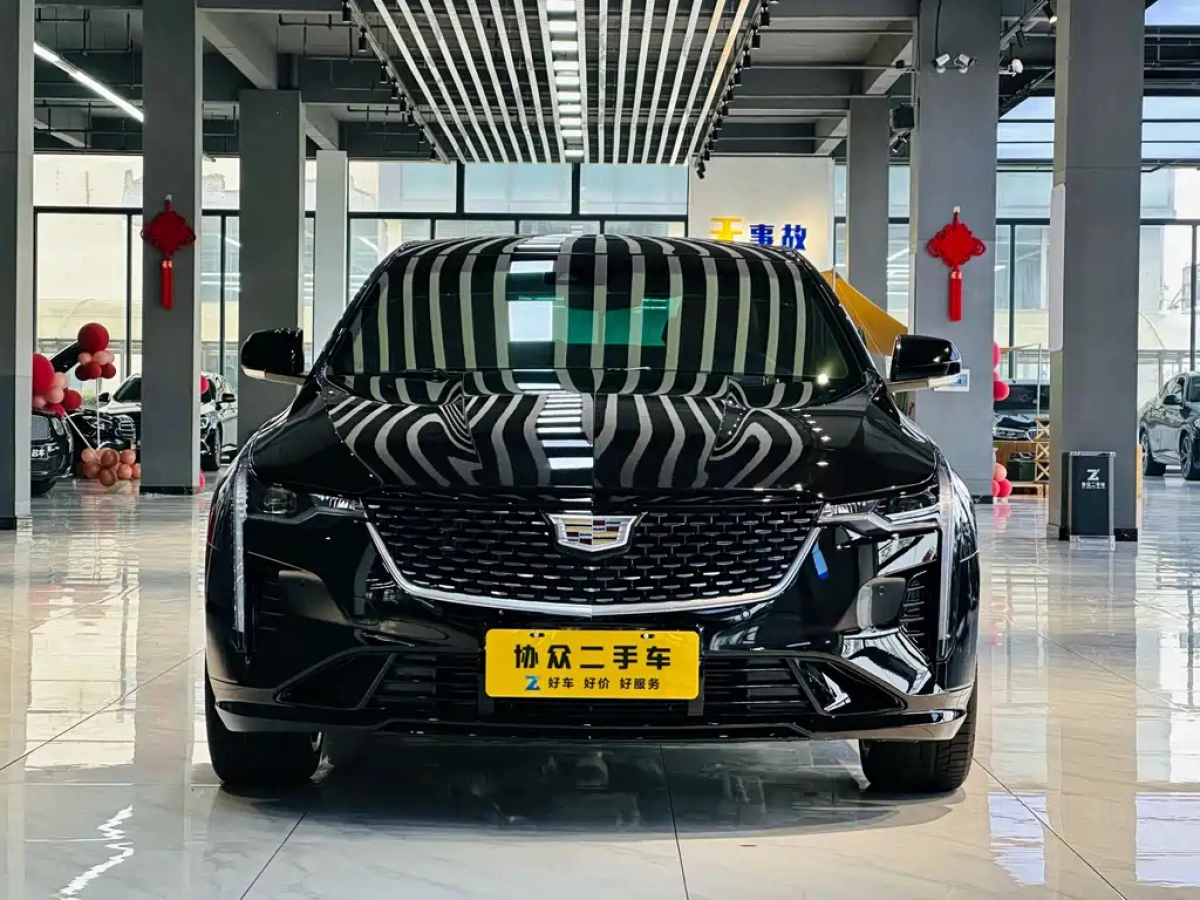 CADILLAC CT4