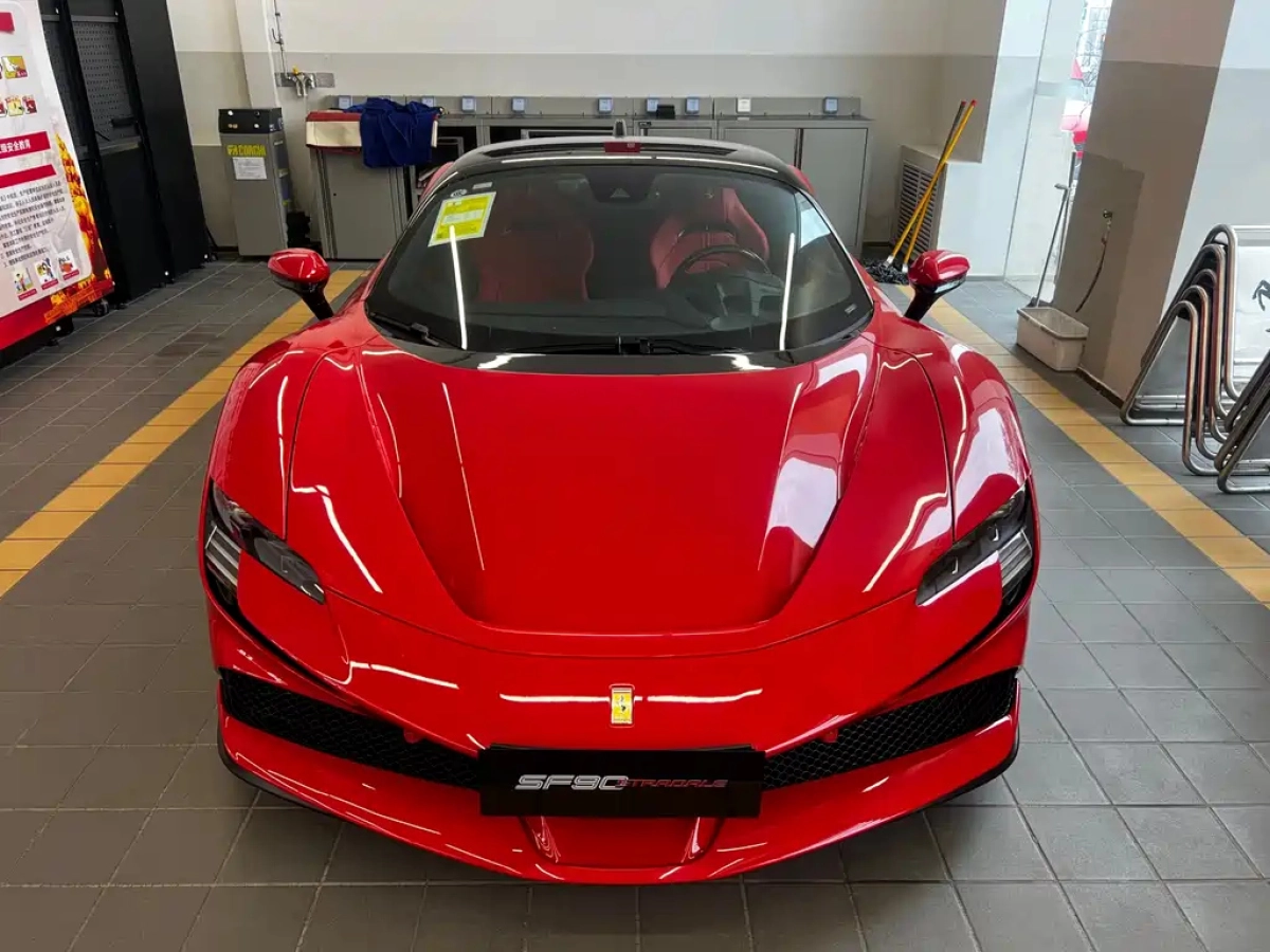 FERRARI SF90  2024