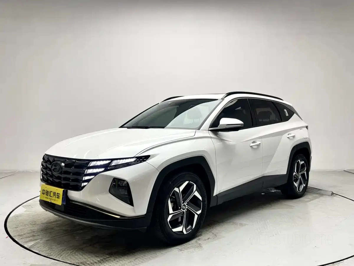 HYUNDAI TUCSON  2023