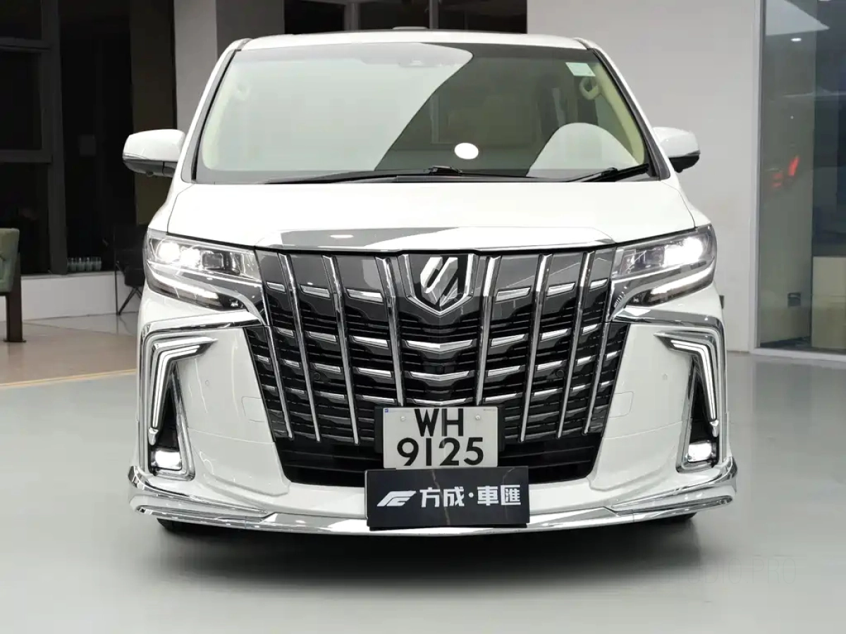 TOYOTA ALPHARD