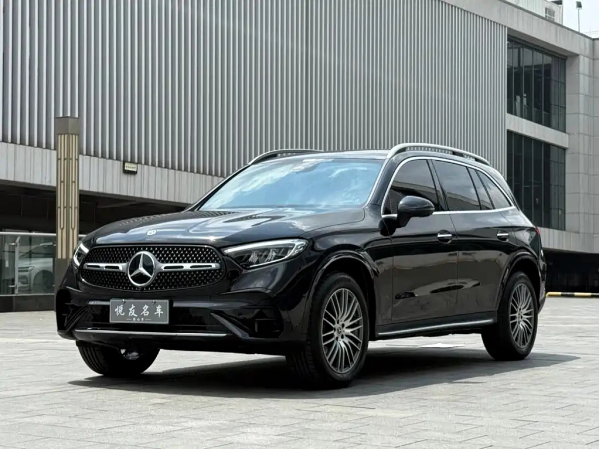 MERCEDES-BENZ GLC
