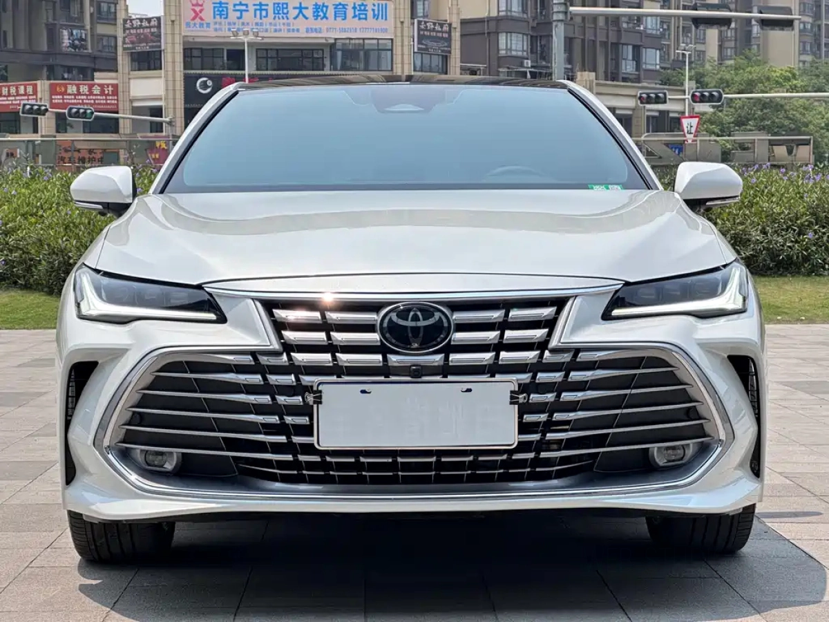 TOYOTA AVALON