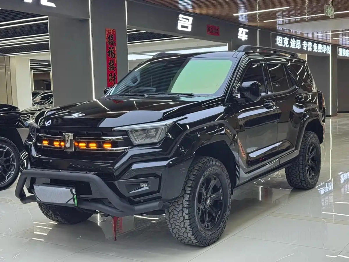 TANK 400 NEW ENERGY  2025