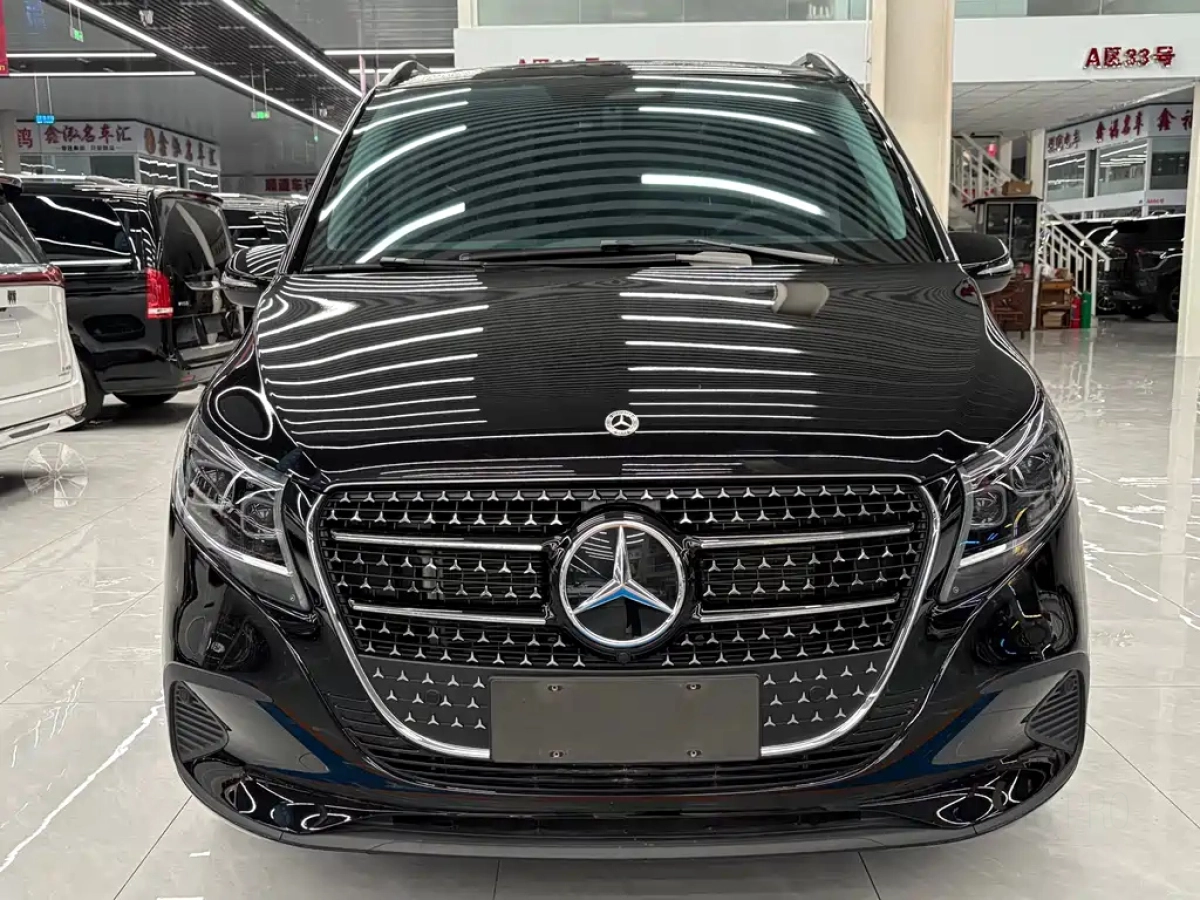 MERCEDES-BENZ V-CLASS