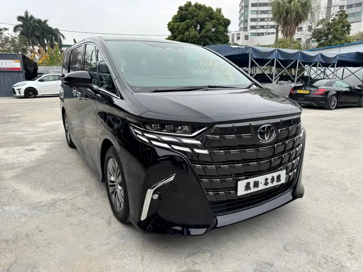 TOYOTA ALPHARD