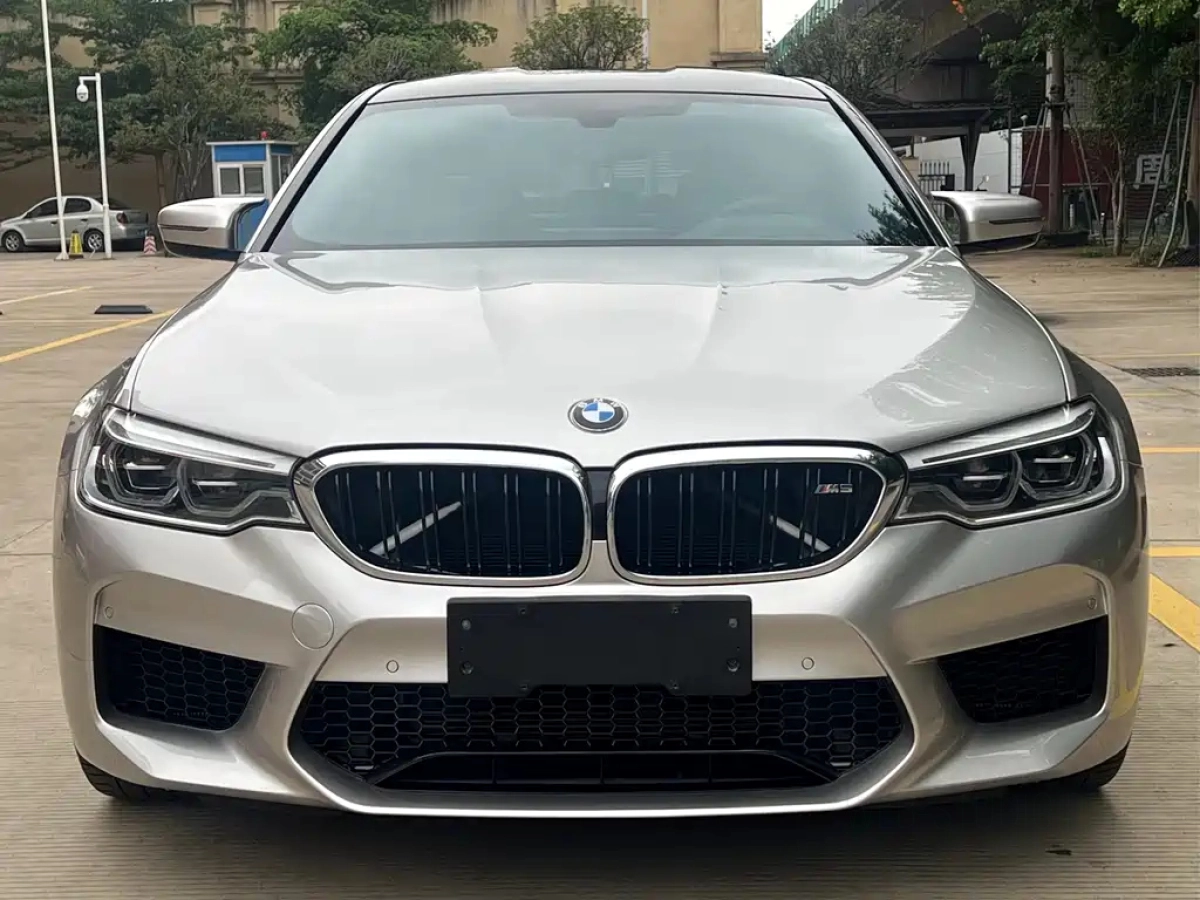 BMW M5  2019