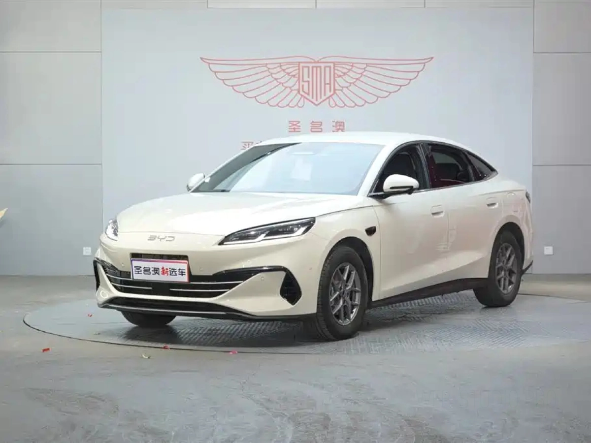 BYD SEAL 06 DM-I  2025